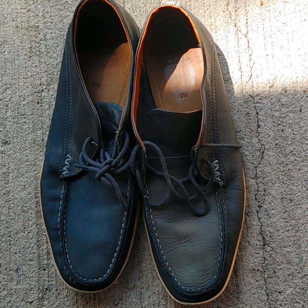 Clarks leather Moc-type shoe